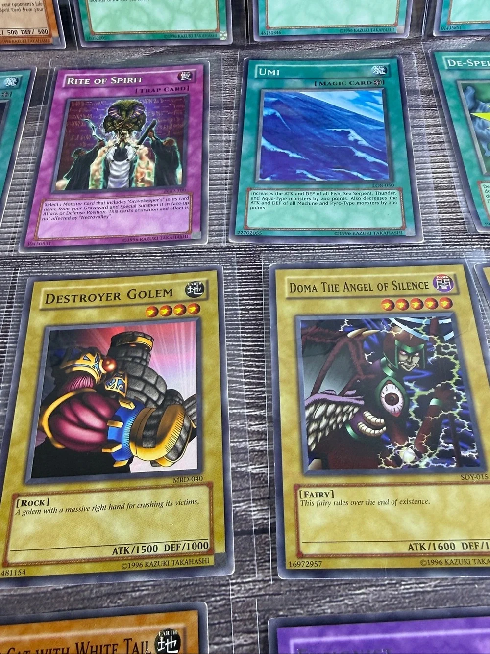 Yu-Gi-Oh Vintage Lot (20 Cards) –Umi, Yami, Reinforcements, Spells/Monsters Mix